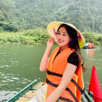 Tuyết Mai